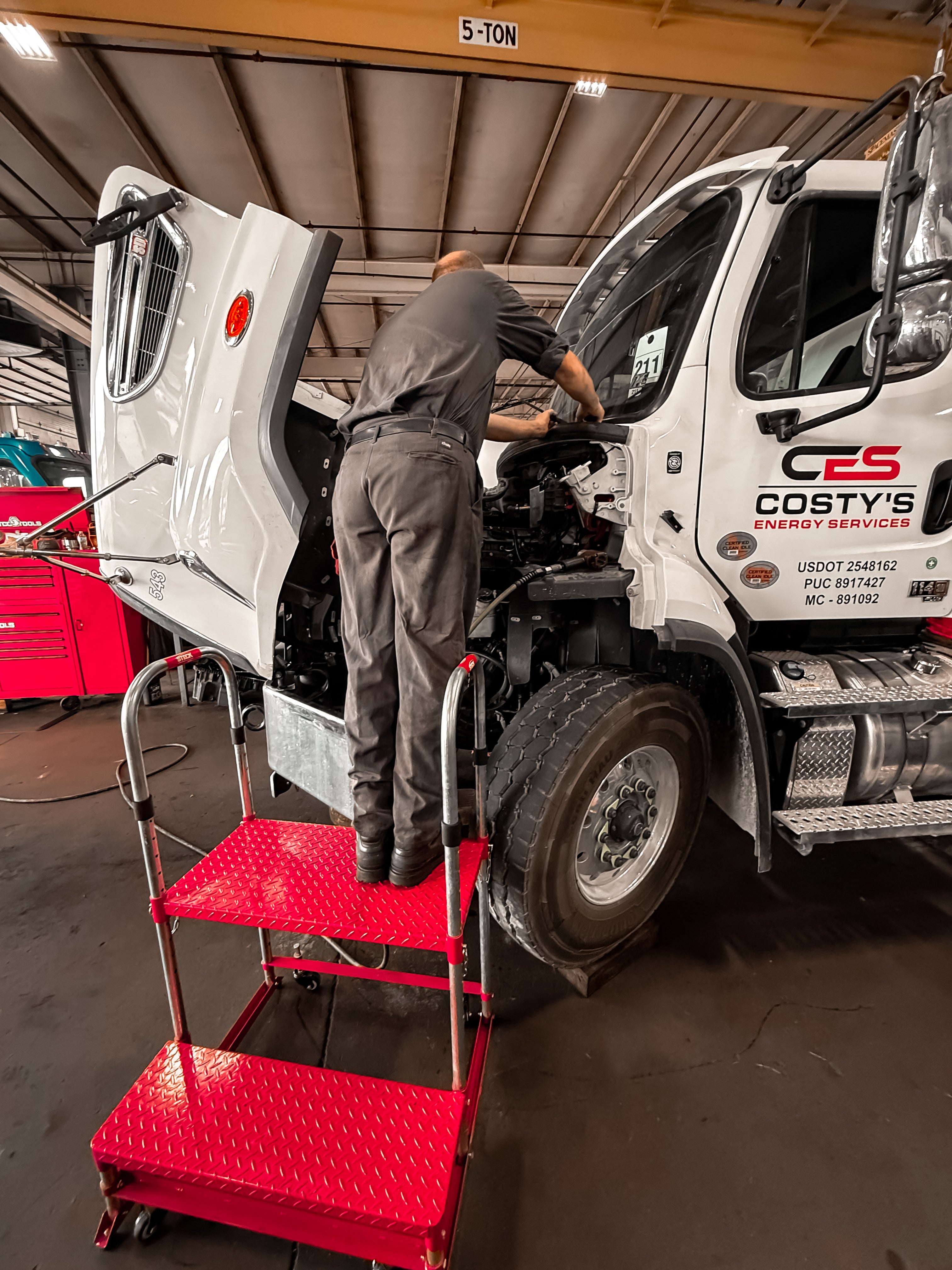 PROSTEP™ 2 Heavy-Duty Shop Step Platform